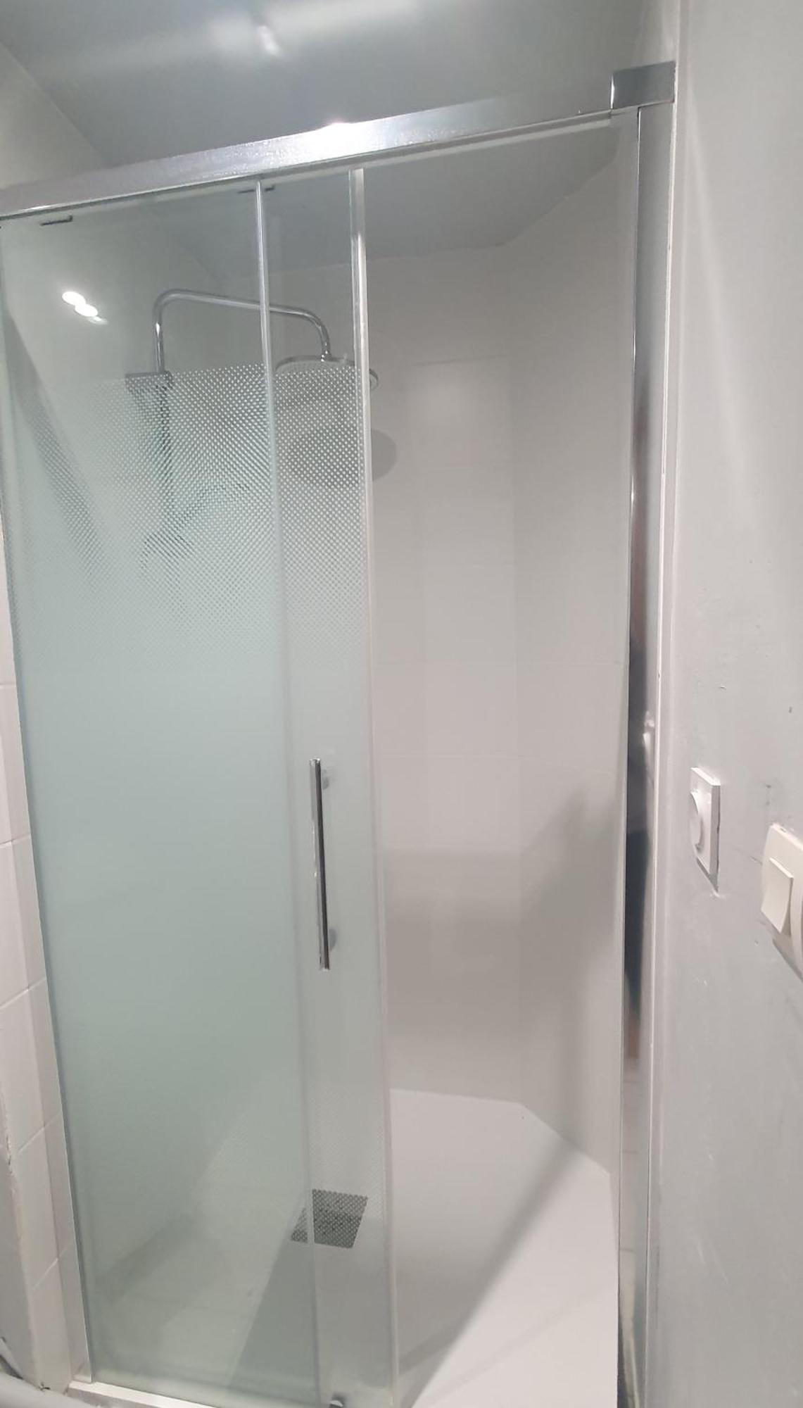 Chambres Privees Dans Maison Avec Jardin-Proche Ldlc-Groupama Stadium-Eurexpo Vaulx-en-Velin Zewnętrze zdjęcie